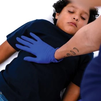 Child_hand_cpr.jpg